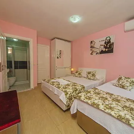 Hotell Taksim Square Seven 3*