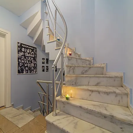 Hotel Taksim Square Seven 3*