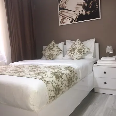 Hotel Taksim Square Seven