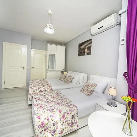 Taksim Square Seven 3*