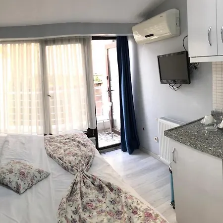 Taksim Square Seven Hotel 3*