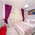 Taksim Square Seven Стамбул