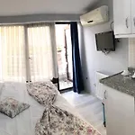 Taksim Square Seven Отель 3*